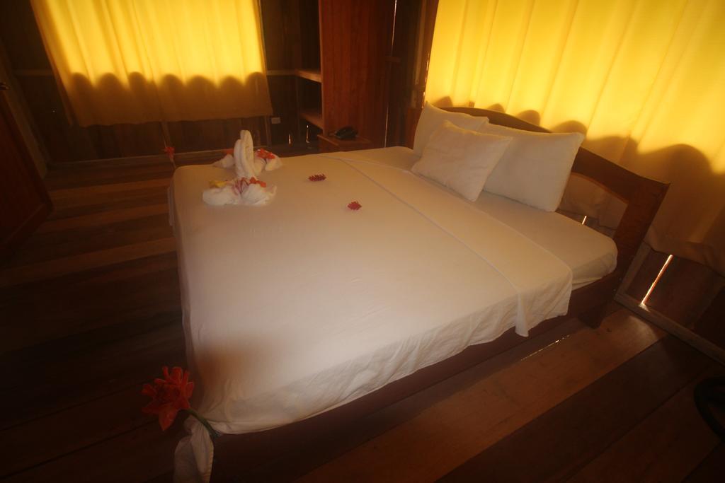 Amazon Rainforest Lodge Padre Cocha Εξωτερικό φωτογραφία